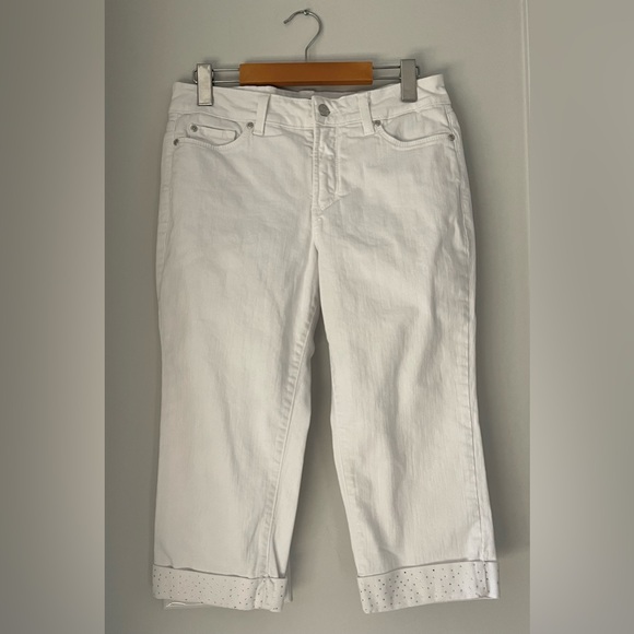 NYDJ White Crop Lift Tuck Technology Rhinestone Cuffed - Picture 1 of 7